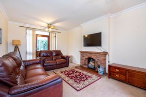 Sitting room- click for photo gallery
